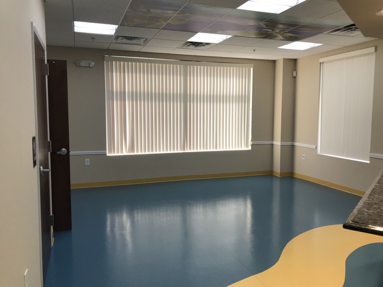 More Photos Of 142 Paraclete Dr, Raeford Medical For Lease