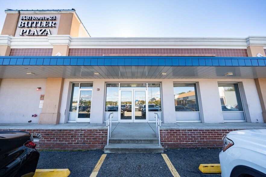 More Photos Of 1481 State Route 23, Butler Storefront For Lease