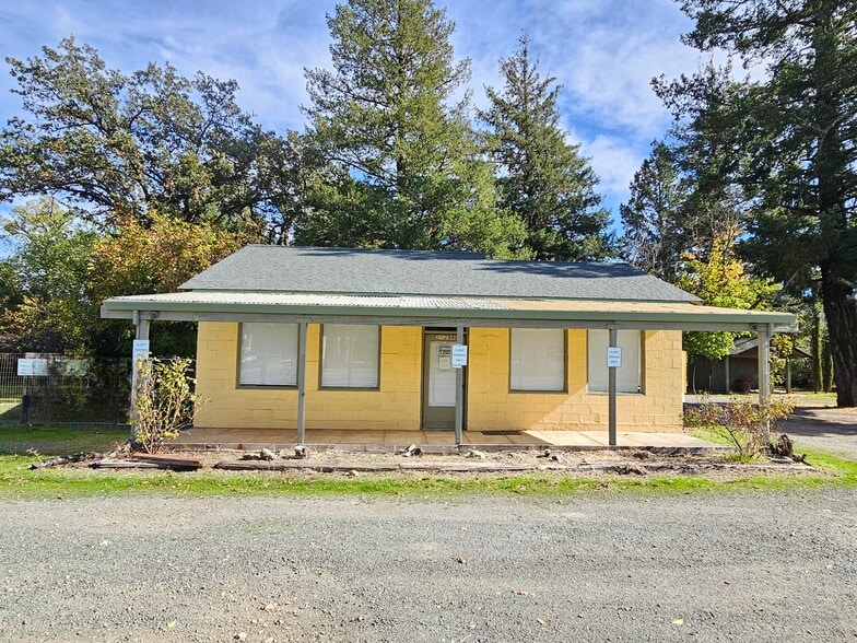 Primary Photo Of 21298 Calistoga rd, Middletown Storefront Retail Residential For Sale
