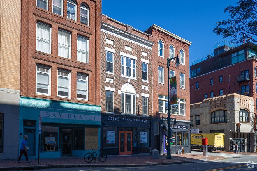 More Photos Of 555 Congress St, Portland General Retail For Sale