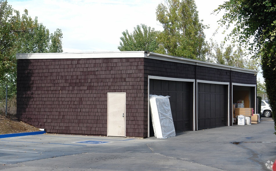 More Photos Of 2915 Red Hill Ave, Costa Mesa Office For Lease