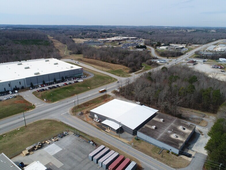 More Photos Of 298 Willis St, Gaffney Manufacturing For Sale