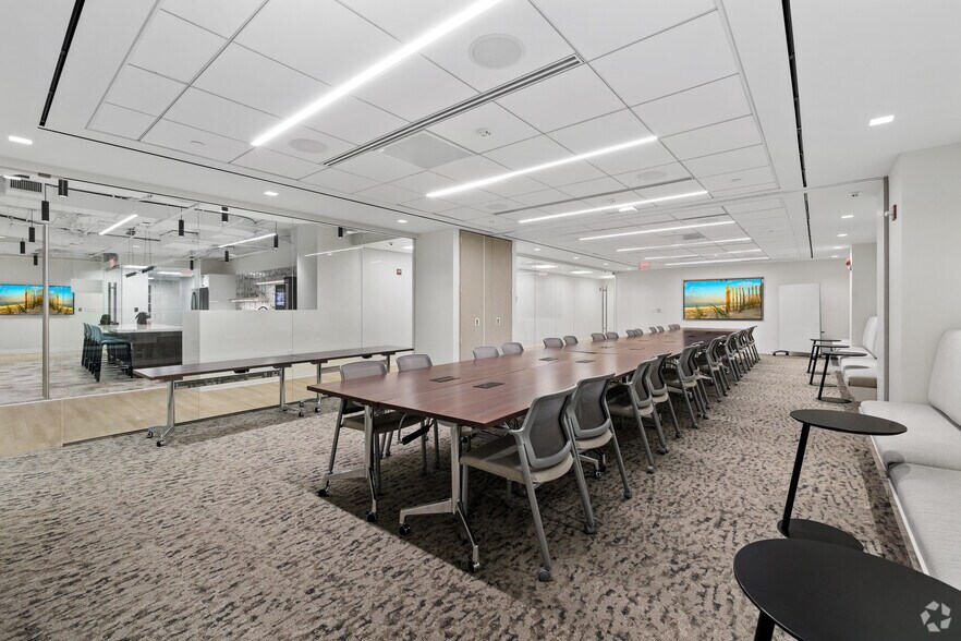 More Photos Of 2001 L St NW, Washington Coworking Space