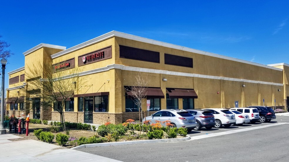 More Photos Of 1575 University Ave, Riverside Freestanding For Lease