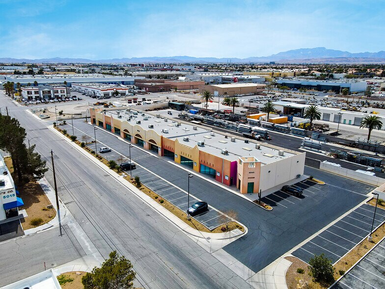 Primary Photo Of 5045 Rogers St, Las Vegas Showroom For Lease