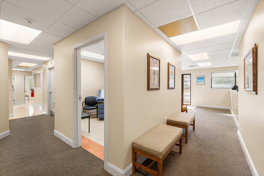 More Photos Of 9 San Bartola Dr, Saint Augustine Medical For Sale