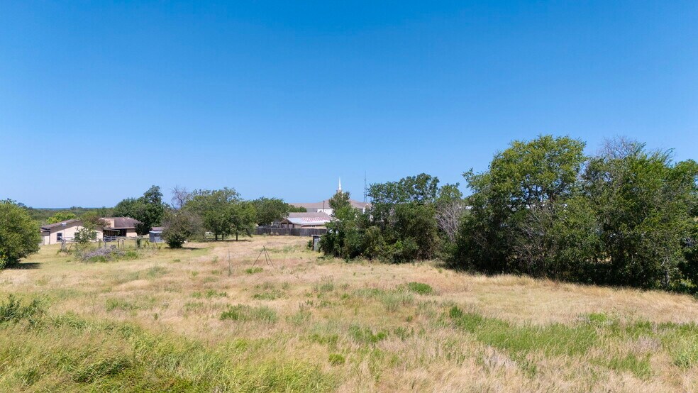 More Photos Of 12409 Lowden Ln, Manchaca Flex For Sale