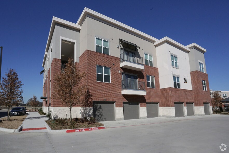 More Photos Of 380 Vista Court Dr, Plano Apartments For Lease
