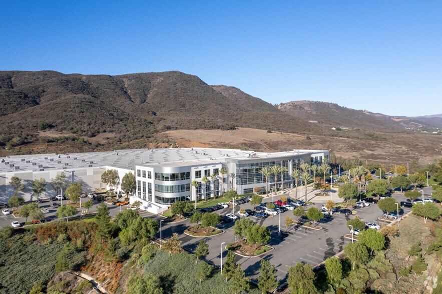 More Photos Of 42500 Winchester Rd, Temecula Distribution For Sale