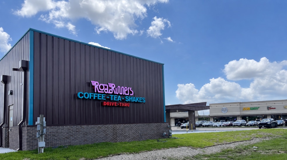 More Photos Of 9522 Huffmeister Rd, Houston Storefront Retail Office For Lease