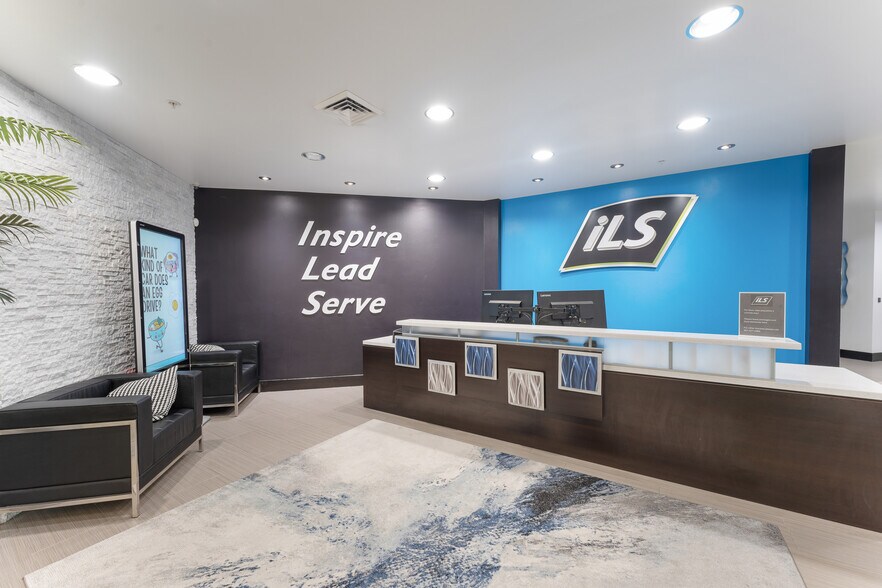 More Photos Of 512 W 800 N, Orem Medical For Lease