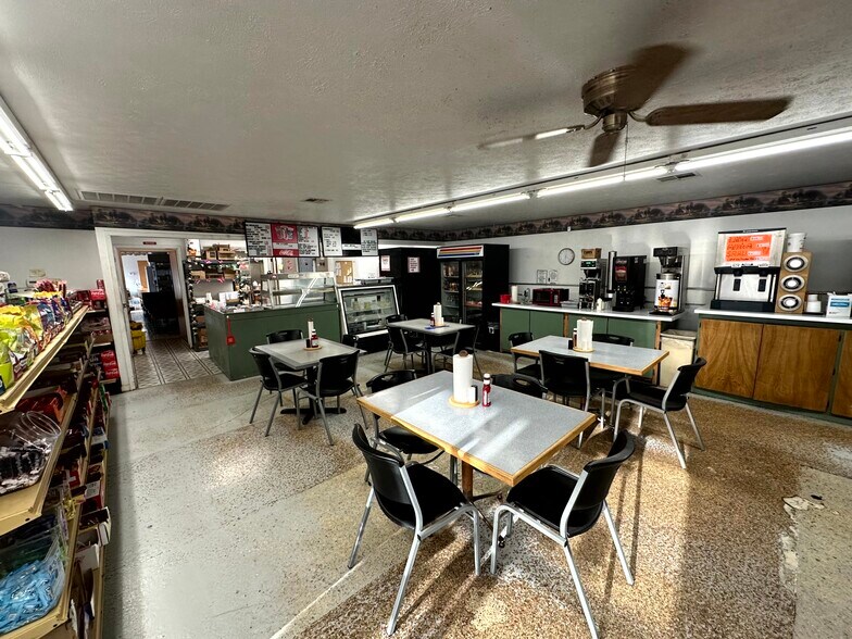 More Photos Of 812 Oklahoma ave, Okeene General Retail For Sale