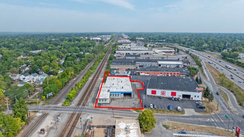 More Photos Of 620 E Weber Rd, Columbus Warehouse For Sale