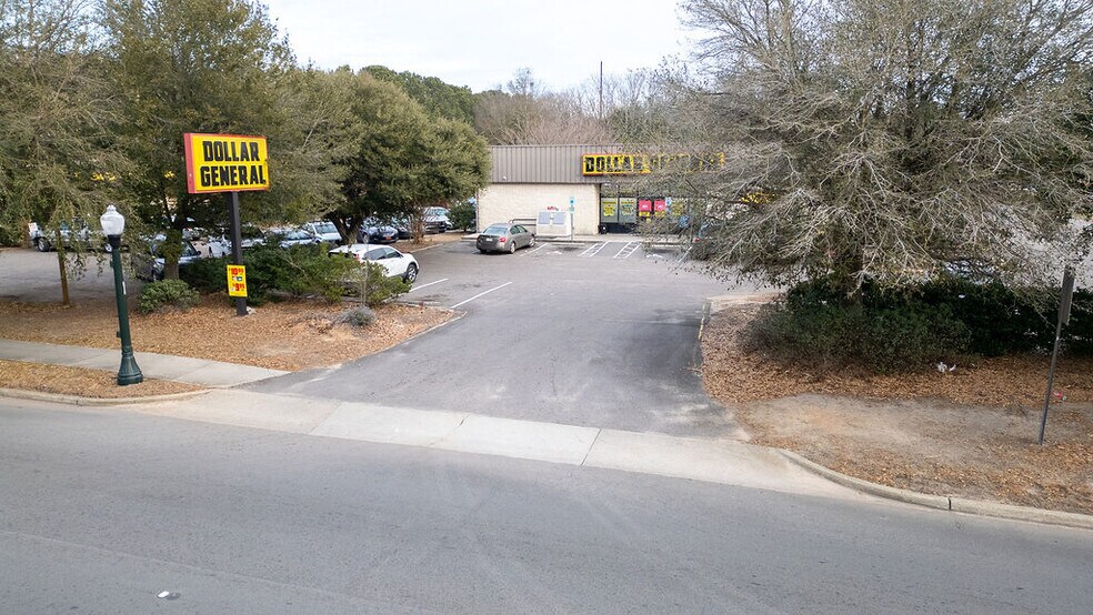 More Photos Of 1110 Richland Ave E, Aiken General Retail For Sale