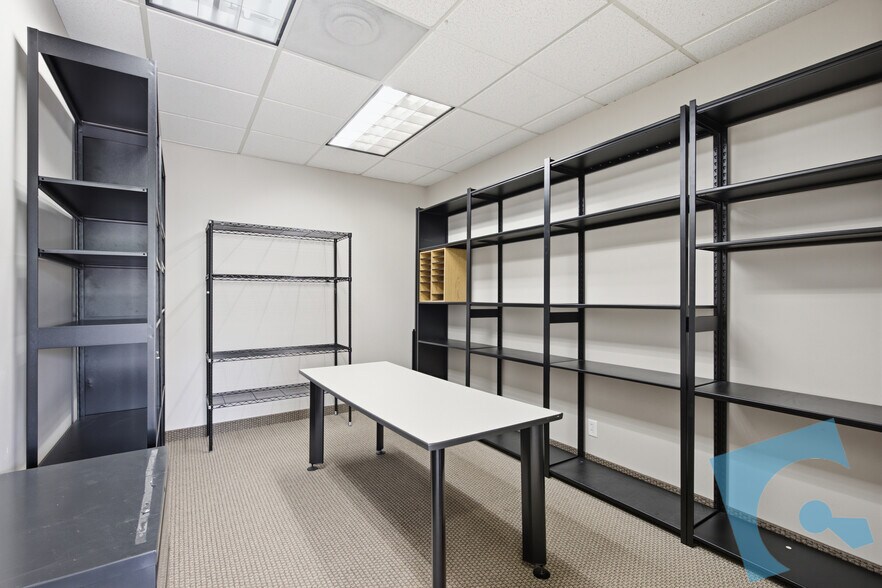 More Photos Of 250 Decker Dr, Irving Office For Lease