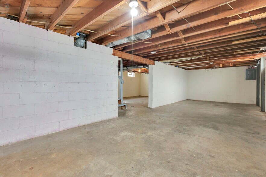 More Photos Of 1865-1867 Agler Rd, Columbus Multifamily For Sale