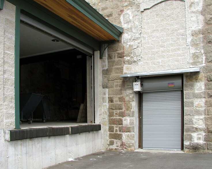 More Photos Of 657 Quarry St, Fall River Freestanding For Lease