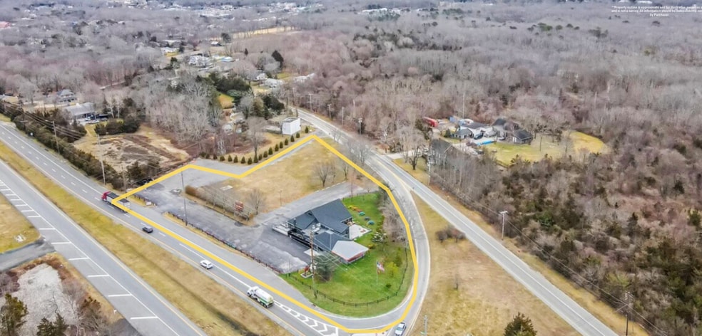 More Photos Of 9095 Sound Ave, Mattituck Restaurant For Sale