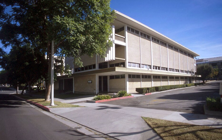 More Photos Of 4200 Orange St, Riverside Office For Sale