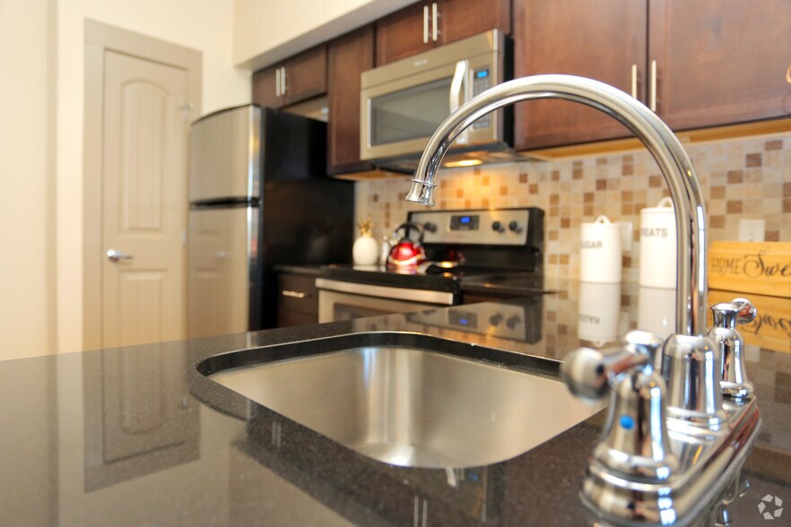 More Photos Of 1325 N Walker Ave, Oklahoma City Apartments For Lease