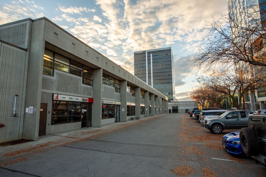 More Photos Of 1715 Dickson Av, Kelowna Light Manufacturing For Lease