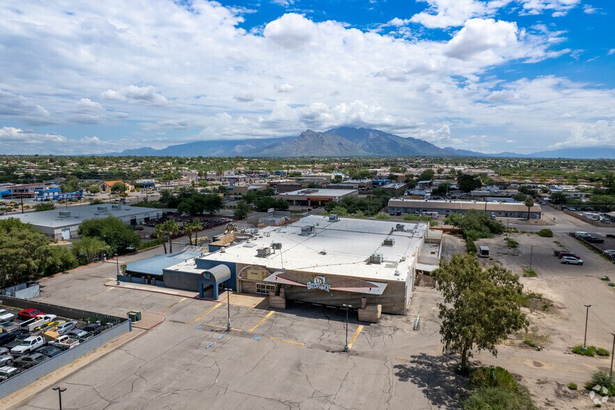 Primary Photo Of 7061 N Camino Martin, Tucson Research And Development For Lease