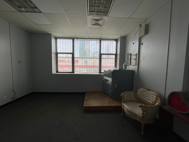 More Photos Of 22-26 4th Ave, Brooklyn Storefront Retail Office For Lease
