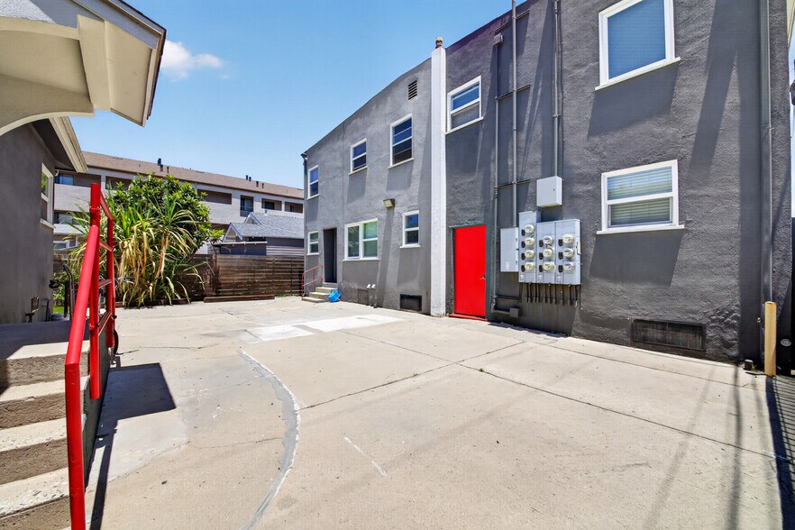 More Photos Of 727 Olive Ave, Long Beach Apartments For Sale