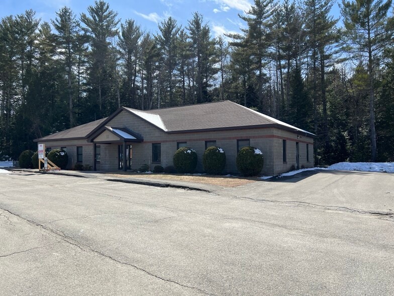More Photos Of 11 Evergreen Dr, Oakland Office For Sale