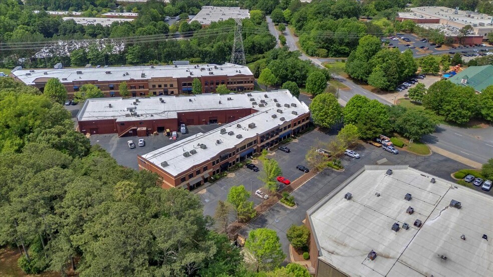More Photos Of 1880 W Oak Pky, Marietta Light Distribution For Lease