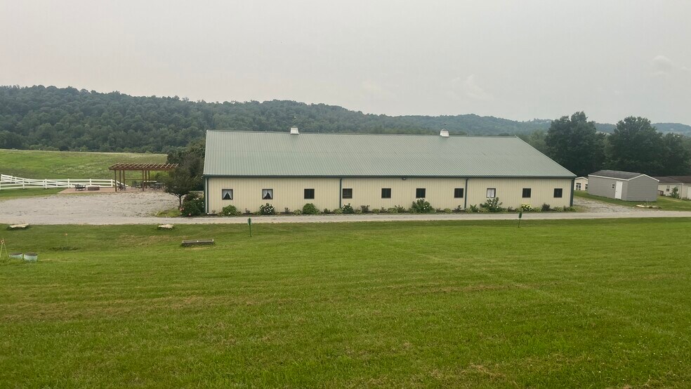 More Photos Of 1504 Smith Township State Rd, Burgettstown Flex For Lease