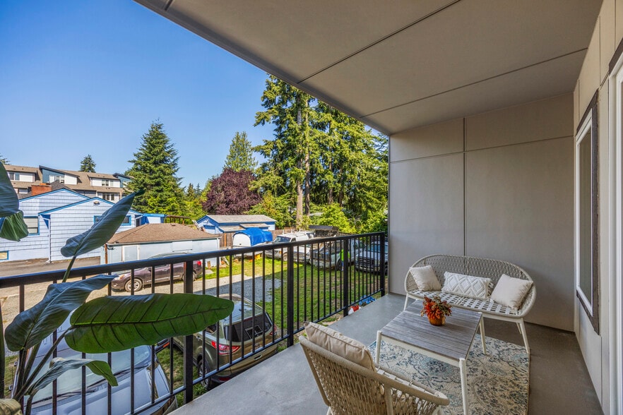 More Photos Of 2152 N 185th St, Shoreline Apartments For Sale