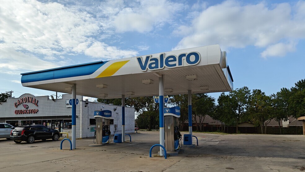 Primary Photo Of 100 E FM 120, Pottsboro General Retail For Sale