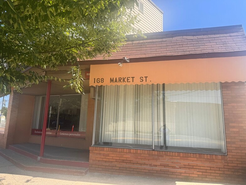 More Photos Of 168-172 Market St, Elmwood Park Storefront Retail Residential For Lease