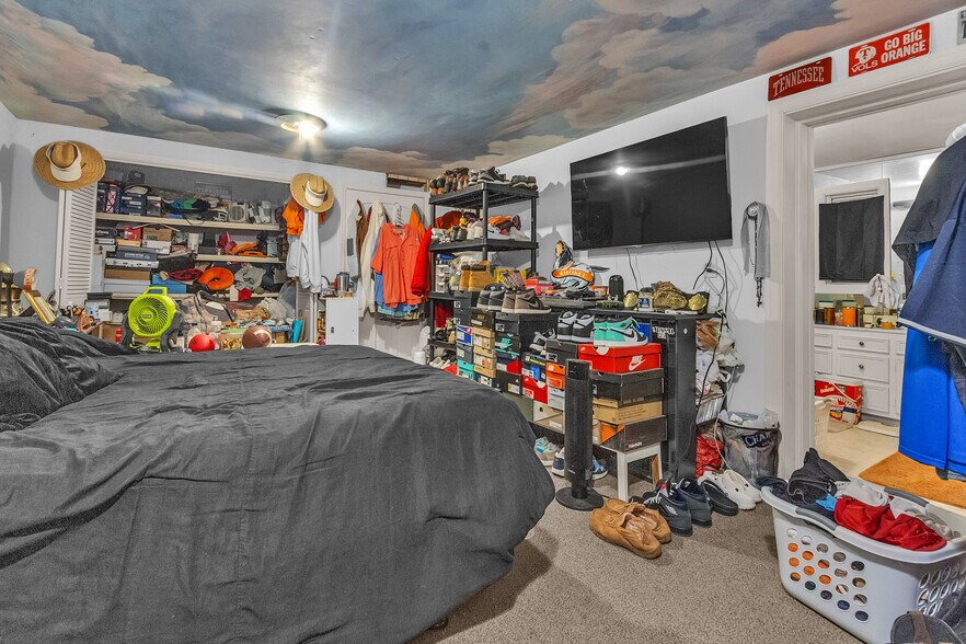 More Photos Of 414 Perry Hill Rd, Montgomery Storefront Retail Office For Sale