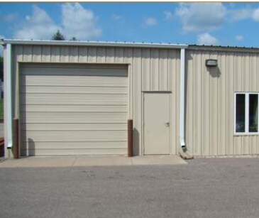 More Photos Of 5215 Gershwin Ave, Oakdale Light Distribution For Sale