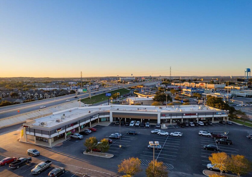 More Photos Of 2921-2935 Pat Booker Rd, Universal City Unknown For Lease