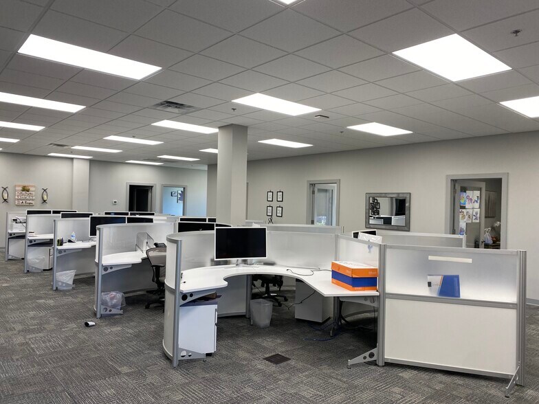 More Photos Of 1574 Medical Center Pky, Murfreesboro General Retail For Lease