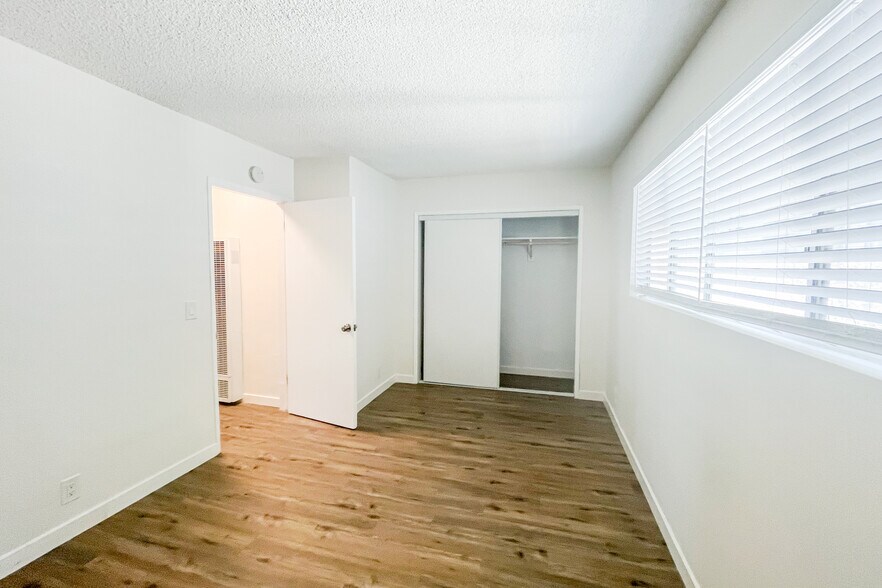 More Photos Of 1123 Ohio Ave, Long Beach Multifamily For Sale