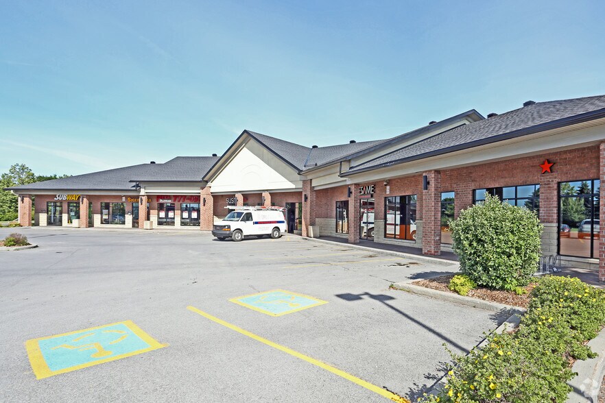 Primary Photo Of 20 Boul du Plateau, Gatineau Storefront For Lease