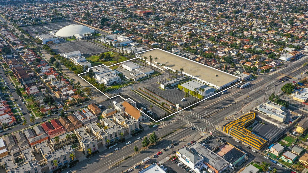 Primary Photo Of 7833 S Vermont Ave, Los Angeles Land For Sale