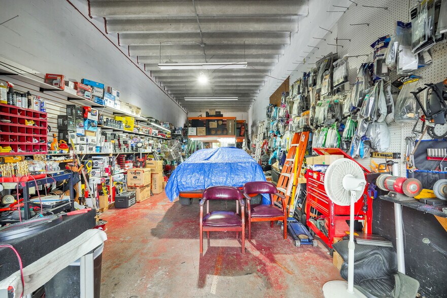 More Photos Of 5960-5992 SW 23rd St, West Park Showroom For Sale