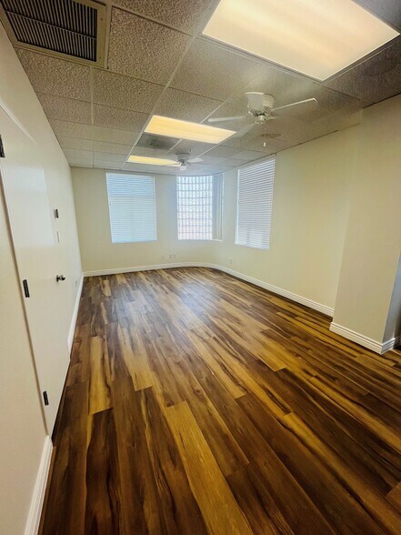 More Photos Of 7505 E 6th Ave, Scottsdale Loft Creative Space For Lease
