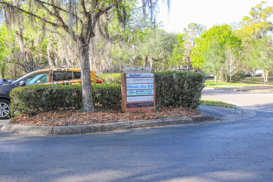 More Photos Of 3811 NW 40th Ter, Gainesville Office For Lease