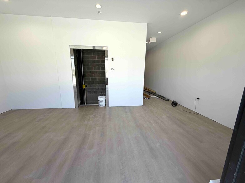 More Photos Of 11005 Preston Road, Frisco Medical For Lease
