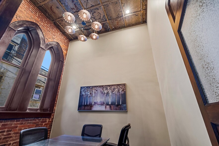 More Photos Of 127-131 W Market St, Cadiz Storefront Retail Residential For Sale