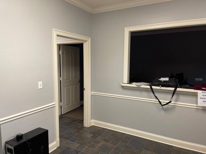 More Photos Of 9456 Jefferson Hwy, Baton Rouge Medical For Lease
