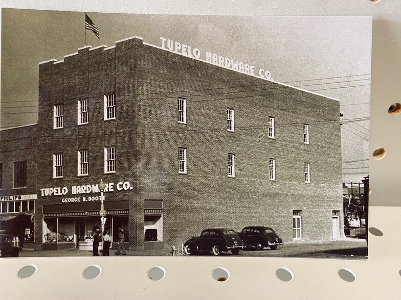 More Photos Of 114 W Main St, Tupelo Freestanding For Sale