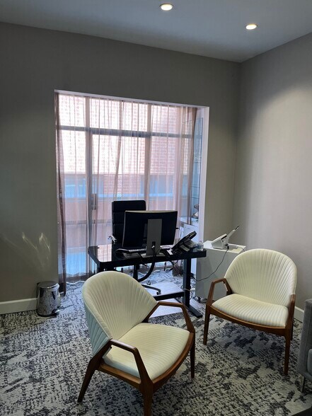 More Photos Of 428-444 N Bedford Dr, Beverly Hills Medical For Lease
