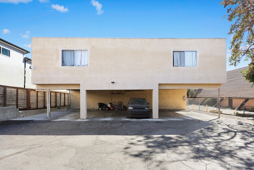 More Photos Of 5629 Monte Vista St, Los Angeles Apartments For Sale